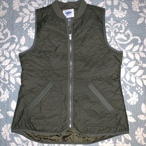 EUC ON Vest